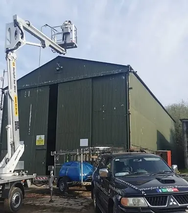Farm-Painters-Waterford-Farm-Shed-Painting-Cherry-Picker-Spray-Painting